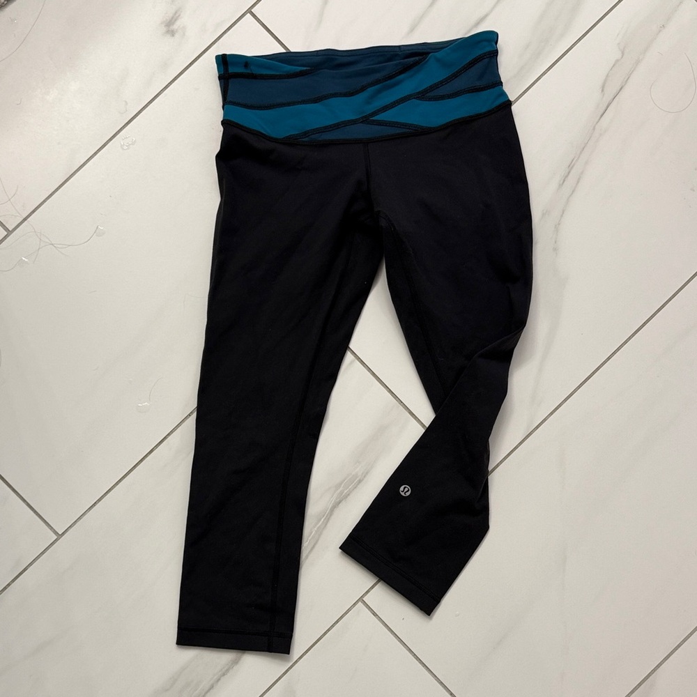 Lululemon wunder under crop III teal waistband